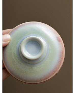 porcelain gaiwan lid with smooth aurora gradient in cool tones